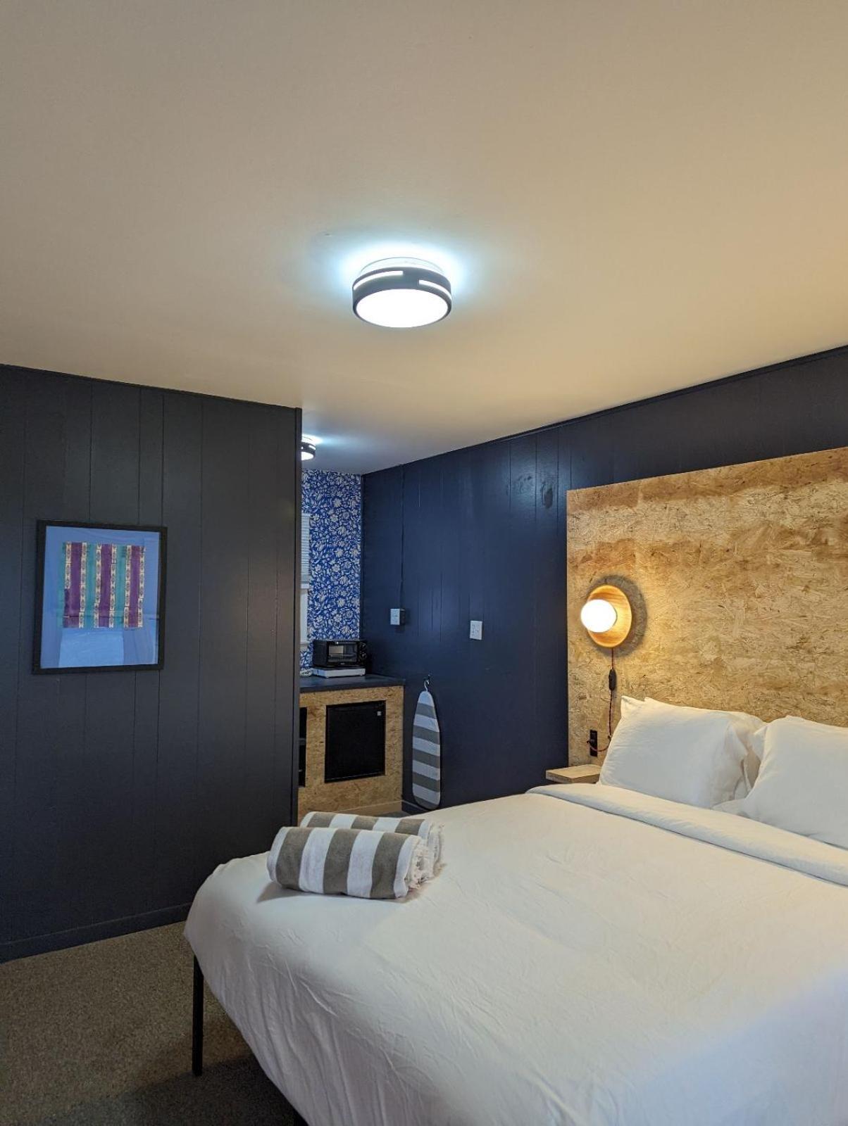 The Brooks Motel Hillsdale Extérieur photo