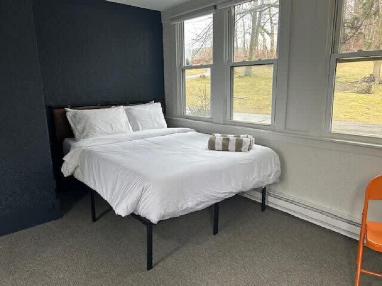 The Brooks Motel Hillsdale Extérieur photo